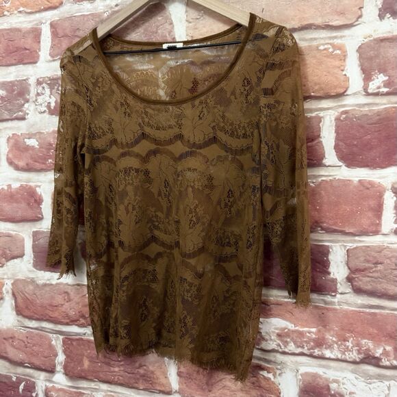 Fossil Top Shirt Women's XS Brown Featherweight Chic Floral Lace Sheer Popover - Picture 3 of 8